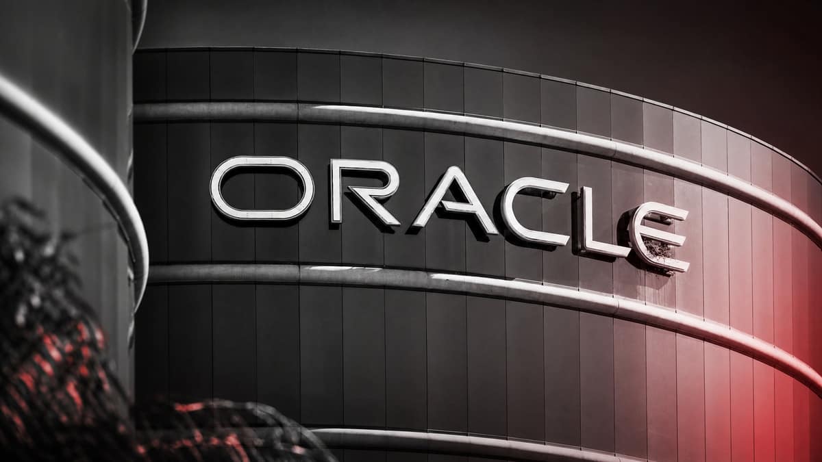 يقفز سهم Oracle بعد إعلان الأرباح مع تزايد عقود السحابة للذكاء الاصطناعي وتسليم وحدات GPU بنحو ثلاثة أمثال